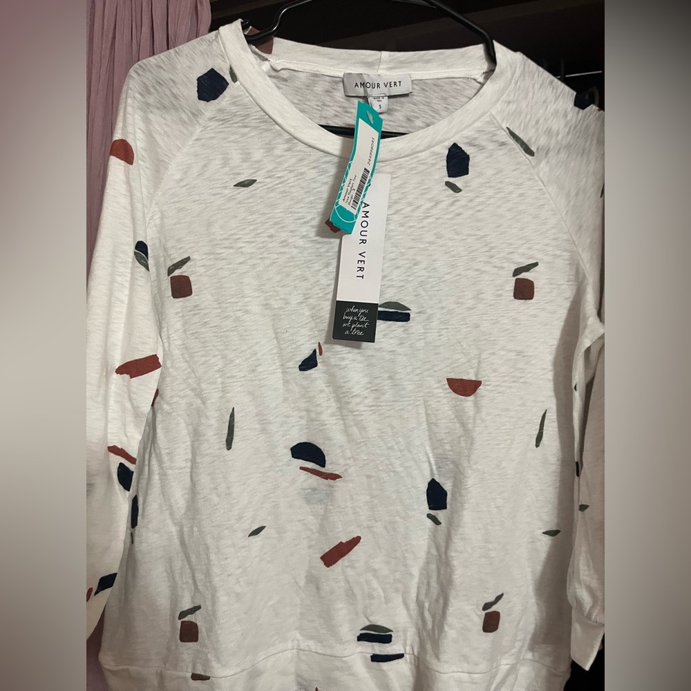 Armour Virt, NWT, Small 3/4 tee